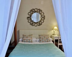 Khách sạn Talismano Luxury Bed & Breakfast (Napoli, Ý)