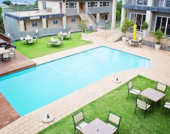 Khách sạn Umthunzi Hotel And Conference (Umtentweni, Nam Phi)