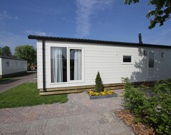 Toàn bộ căn nhà/căn hộ Ijsselmeer-chalet Nr. 66 (Súdwest Fryslân, Hà Lan)