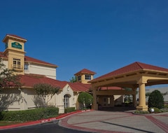 Khách sạn La Quinta Inn & Suites Sherman (Sherman, Hoa Kỳ)