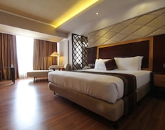 Hotelli Hotel Regent's Park (Malang, Indonesia)