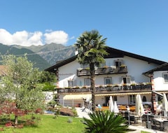 Hotel Garni Schneeburghof (Tirol, Italy)