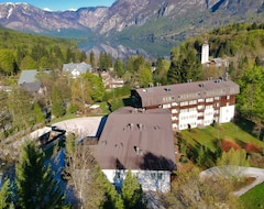 Khách sạn Hotel Bohinj (Bohinj, Slovenia)