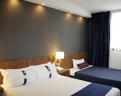 Hotel Holiday Inn Express Bilbao (Derio, España)