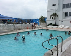 Hotel On Vacation Blue Tone (San Andres, Kolumbija)