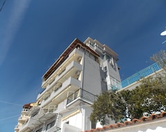 Khách sạn Hotel Olympia (Saranda, Albania)