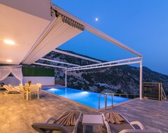 Hotel Villa Infinity Mountain (Antalya, Turkey)