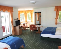 Khách sạn Hotel Dunenschloss (Karlshagen, Đức)