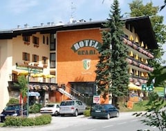 Hotelli Hotel Berghof Graml (Hallwang, Itävalta)