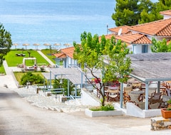 Apart Otel Milia Apartments Milia Beach (Skopelos, Yunanistan)