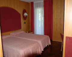 Hotel Albergo Al Giardino (Fanna, Italy)