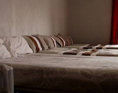 Bed & Breakfast @ the village lodge (Hazyview, Nam Phi)