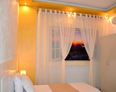 Comfort Hotel (Fier, Arnavutluk)