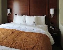 Hotel Comfort Suites Meridian and I-40 (Oklahoma City, USA)