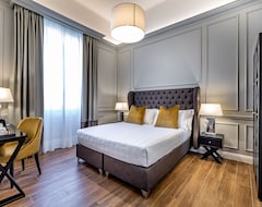 Hotel Ungherese Small Luxury Hotel 2020 (Florence, Italy)