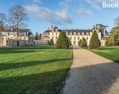 Toàn bộ căn nhà/căn hộ Exceptionnel Chateau Pres De Paris (Abondant, Pháp)