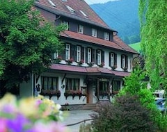 Khách sạn Landhotel Hirschen (Oberwolfach, Đức)
