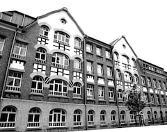 Khách sạn KunstWerk B (Trossingen, Đức)