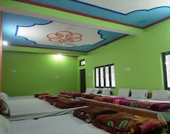 Khách sạn Pink Pine Resort (Uttarakashi, Ấn Độ)