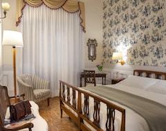 Khách sạn Palace Hotel (Viareggio, Ý)