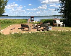Entire House / Apartment Waterfront Cabin With Sand Beach On Pristine Shell Lake (Shell Lake, USA)