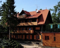 Hotel Modrzewiówka (Lanckorona, Poland)