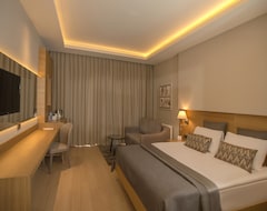 Hotel Gümüş Han (Antalya, Turquía)