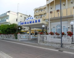 Khách sạn Miramare (Bellaria-Igea Marina, Ý)