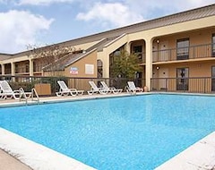 Otel Econo Lodge Inn and Suites - Jackson (Jackson, ABD)