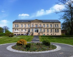 Khách sạn Gut Gnewikow (Neuruppin, Đức)