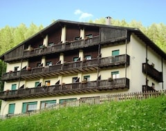 Hotel Villa Ombretta (Soraga, Italy)
