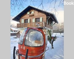 Toàn bộ căn nhà/căn hộ Chalet Blackcomb House Alps Close The Ski Piste And Lake (La Rivière-Enverse, Pháp)