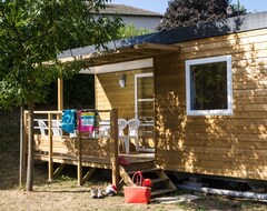 Camping site Camping La Grappe Fleurie (Fleurie, France)