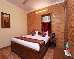 Khách sạn Townhouse 1123 DSR Classic (Noida, Ấn Độ)