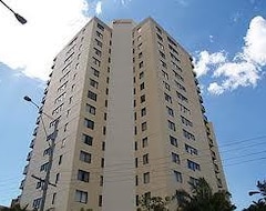Khách sạn Horizons Holiday Apartments (Burleigh Heads, Úc)