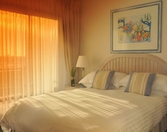 Hotel Cape Town Beachfront Apartments at Leisure Bay (Milnerton, South Africa)