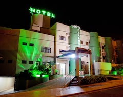 Khách sạn Hotel Paranoa (Jaboticabal, Brazil)
