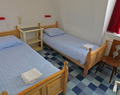 Pansiyon Hostel Pension Tivoli (Groningen, Hollanda)