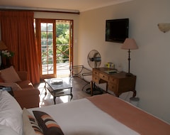 Hotel Two Oaks (Somerset West, South Africa)