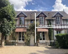Toàn bộ căn nhà/căn hộ Chateau Du Prieure D'Evecquemont - Boucles De Seine (Evecquemont, Pháp)