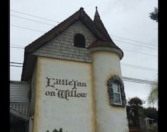 Khách sạn Little Inn On Willow (Chemainus, Canada)