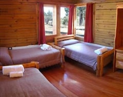 Hotel Cabañas Bosques Del Sol (Villa Giardino, Argentina)