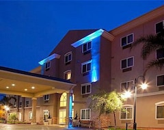 Hotel Holiday Inn Express & Suites Los Angeles Airport Hawthorne (Hawthorne, USA)