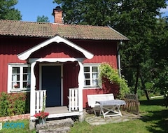 Toàn bộ căn nhà/căn hộ Roda Stugan Pa Slinken (Sala, Thụy Điển)