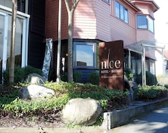 Khách sạn Nice Hotel (New Plymouth, New Zealand)
