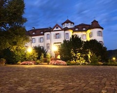 Hotel Residenz Schloss Neuweier (Baden-Baden, Germany)