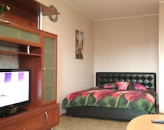 Hotel Holiday House (Tolyatti, Russia)