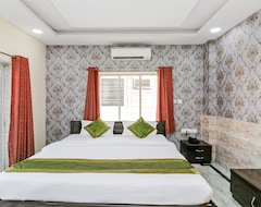 Hotel The Olive (Kolkata, India)