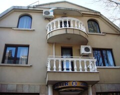 Khách sạn Hotel Antik (Varna, Bun-ga-ri)