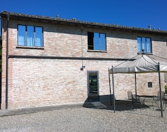 Casa rural Blue Garibaldi Room & Breakfast (Soragna, Ý)